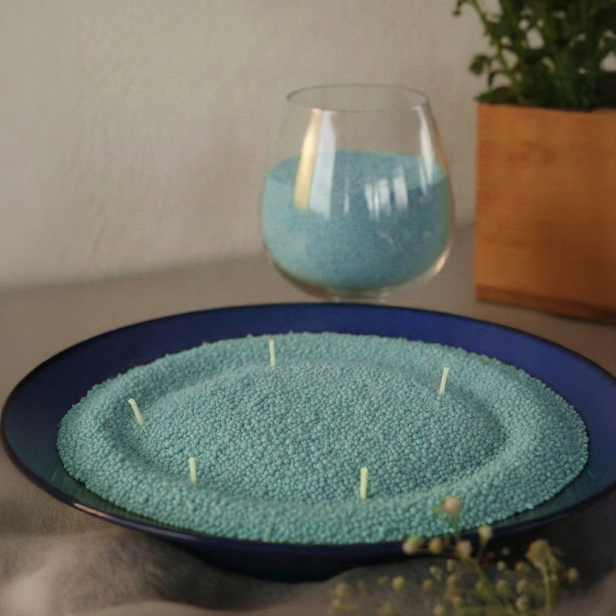 Aqua Pearled Candle (With Vase)