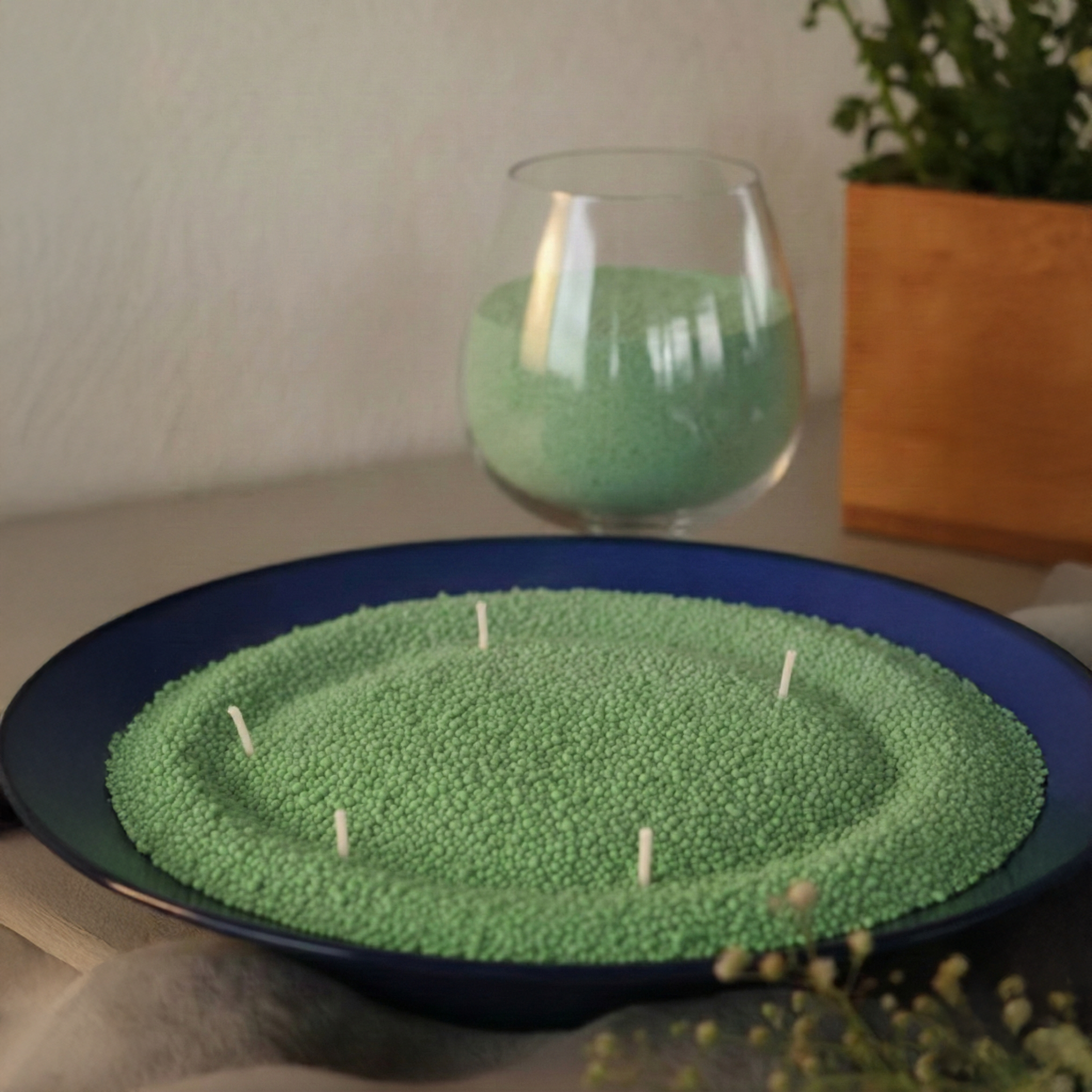 Mombatti Pearled Candle